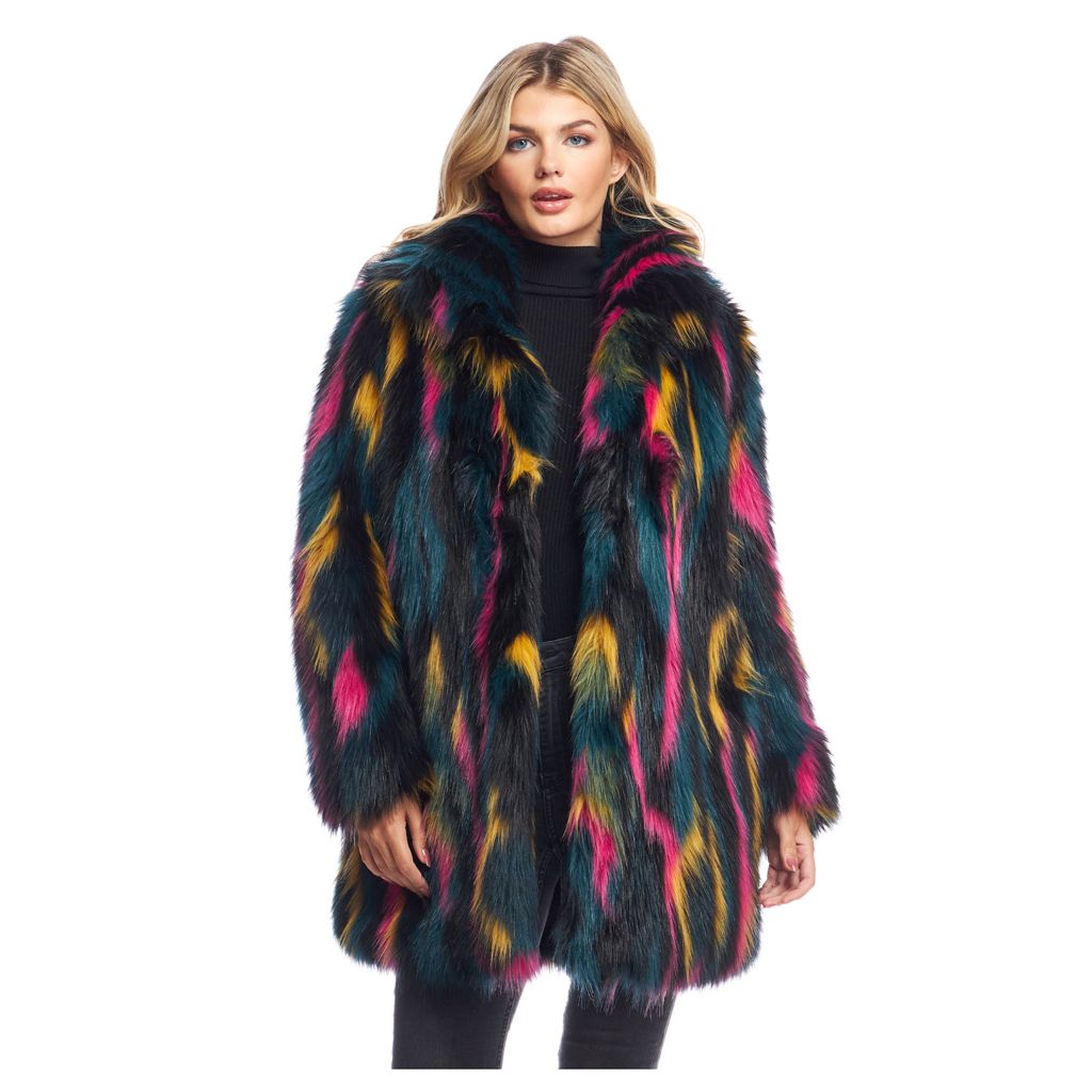 20 Chic Faux-Fur Pieces Worthy of Scream Queens