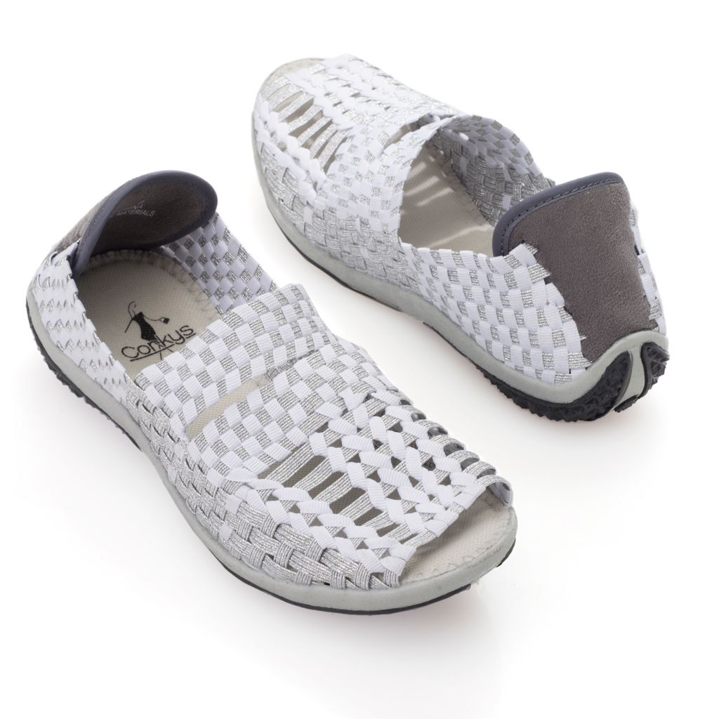 woven elastic sandals