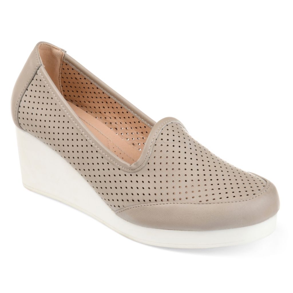 comfortable wedge shoes