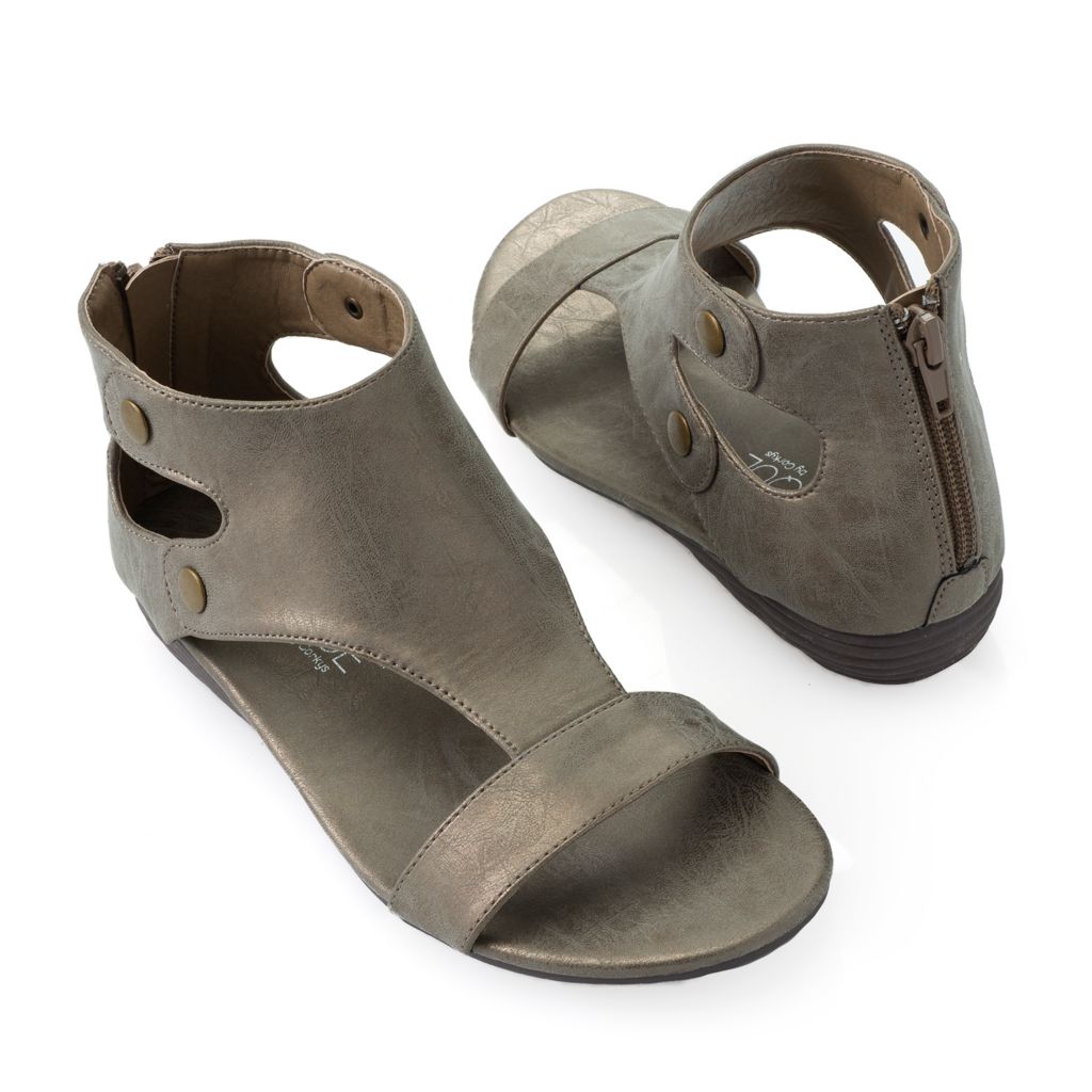 boutique by corkys sandals