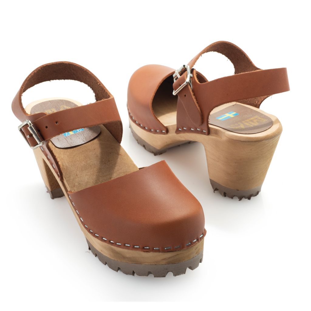 wood heel clogs