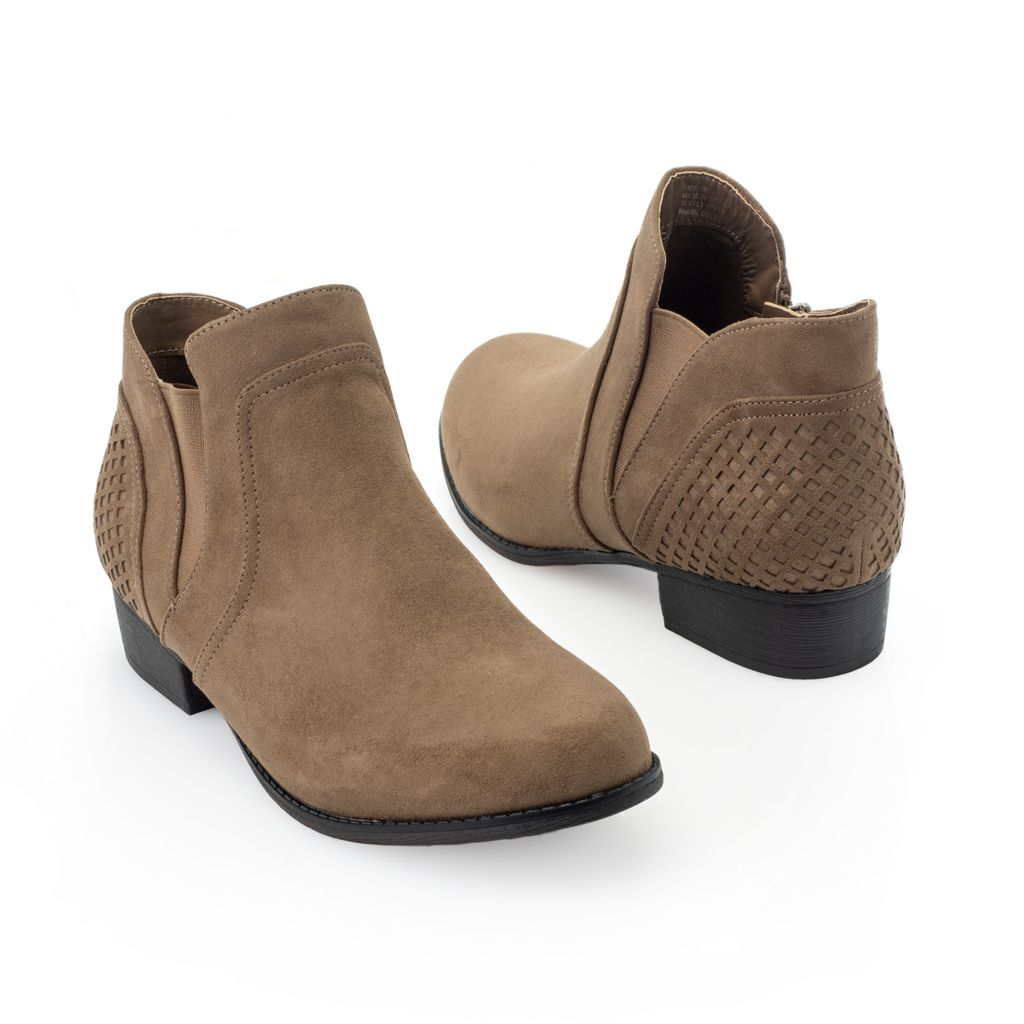 mia amore booties