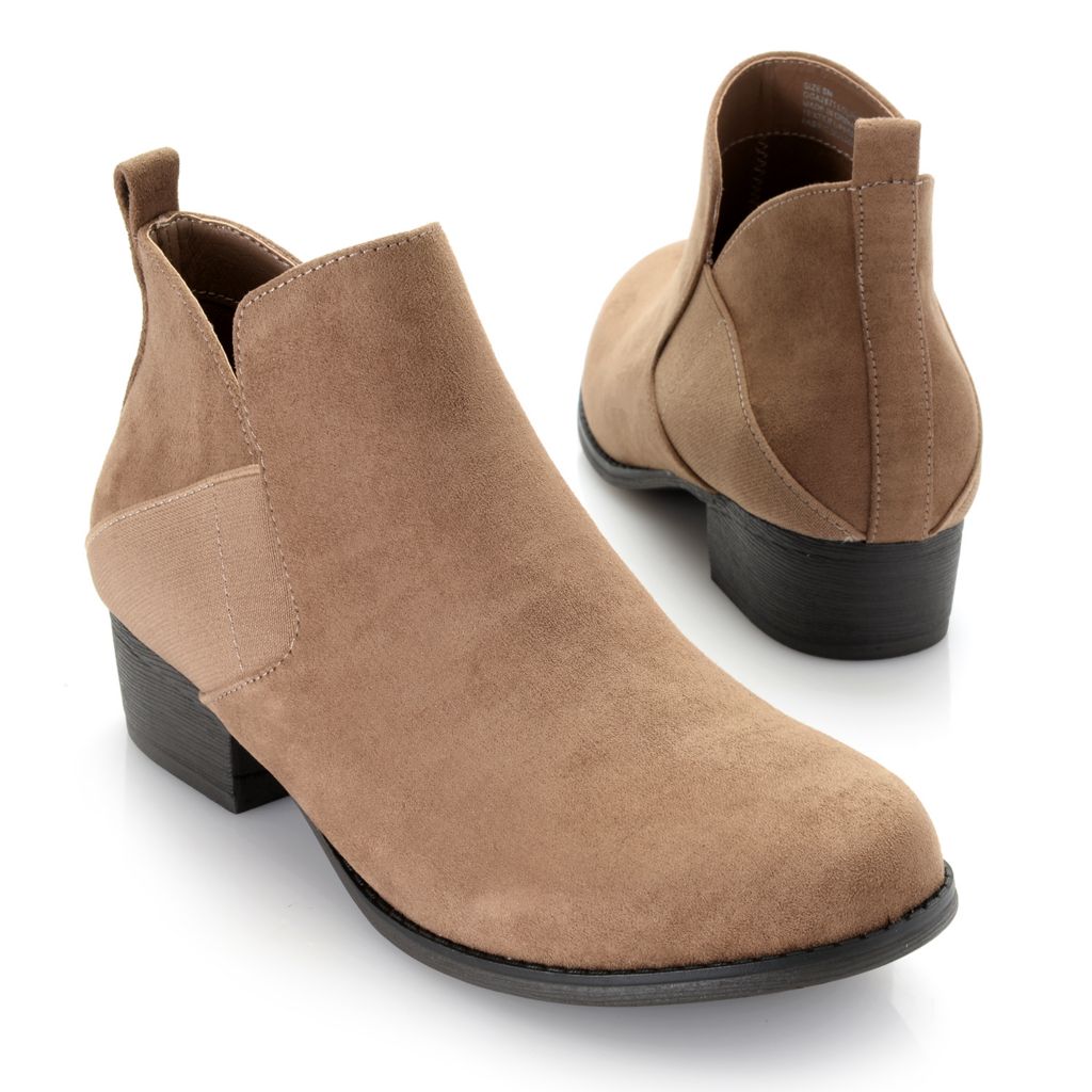 mia amore booties