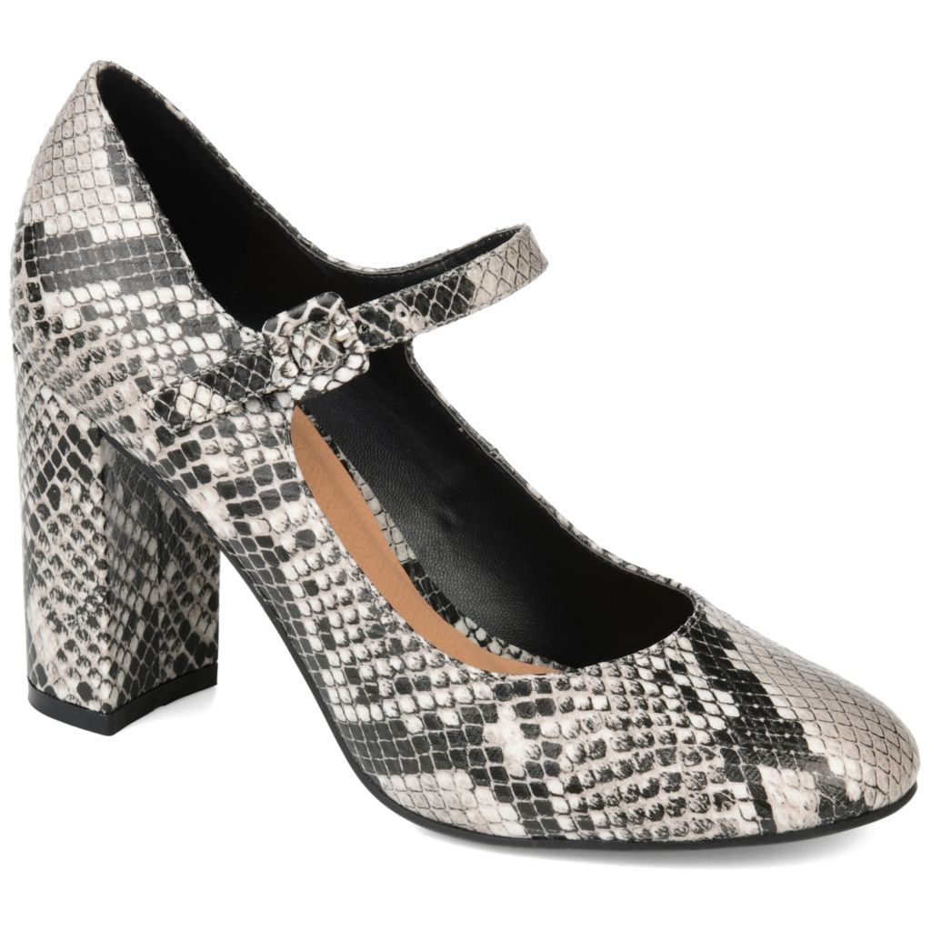 journee collection mary jane pumps