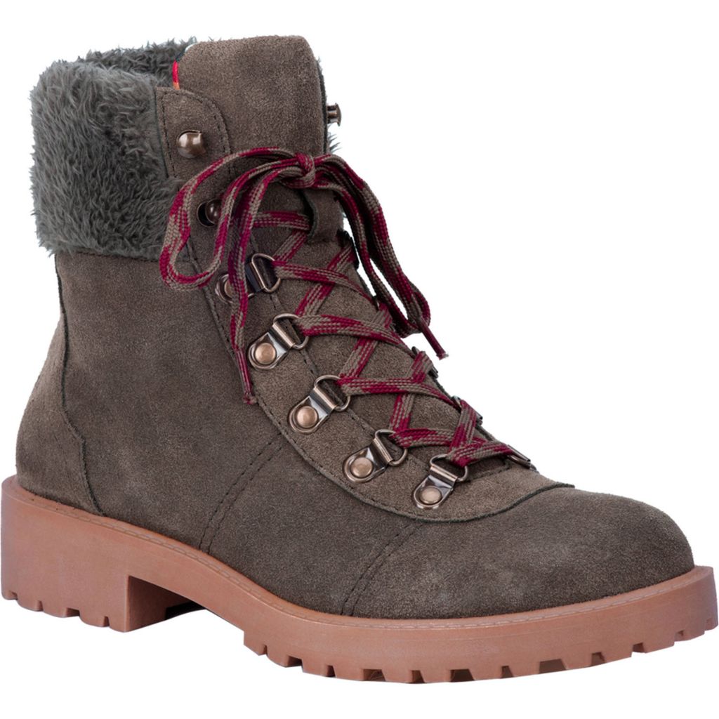 dingo suede boots