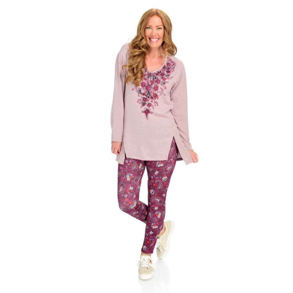 One World Sweater Knit V-Neck Long Sleeve Tunic & Print Leggings