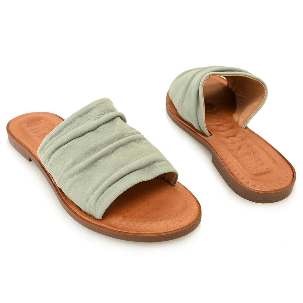 Musse cloud sandals hot sale