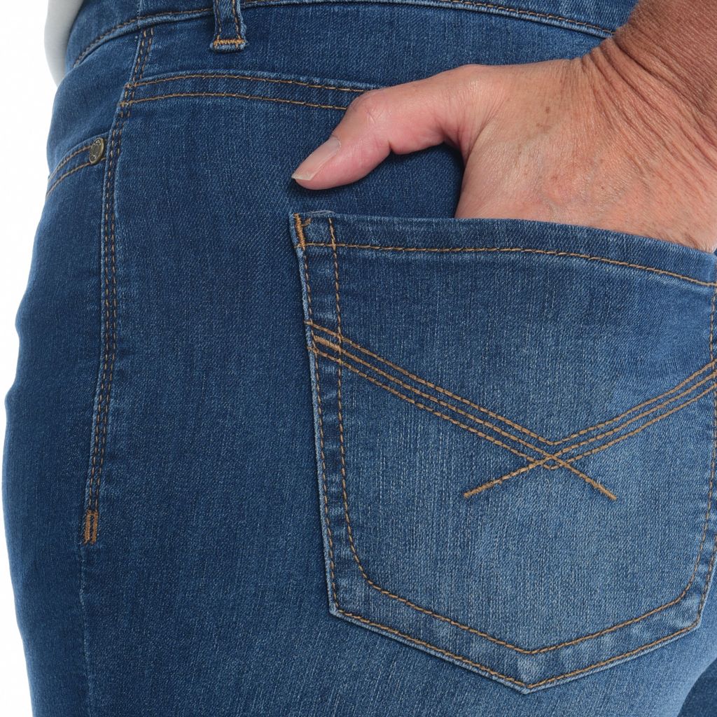 Christopher & Banks - C&B Everyday Relaxed Fit Straight Leg Jean 