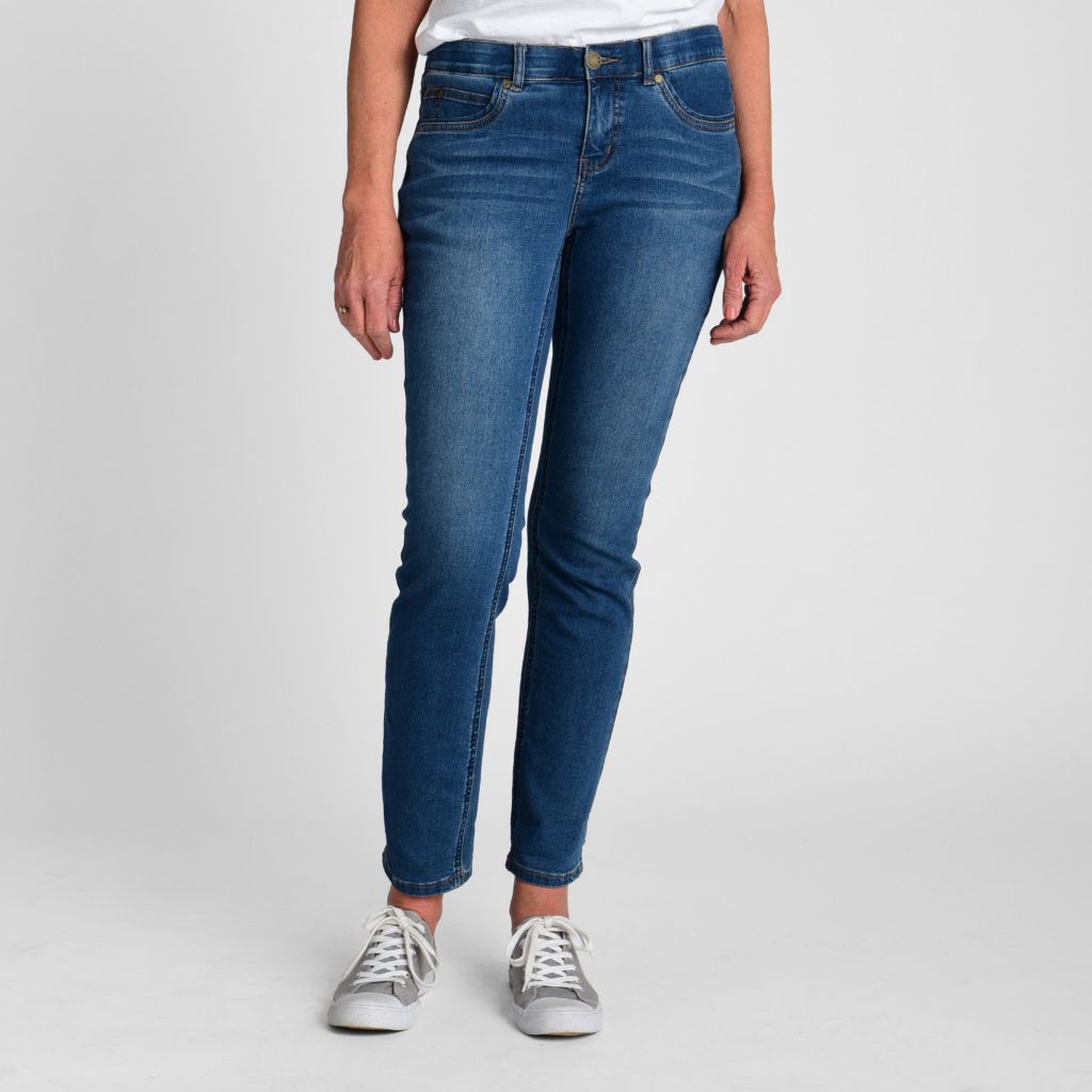 Christopher & Banks - C&B Signature Slimming Shaped Fit Ankle Jean